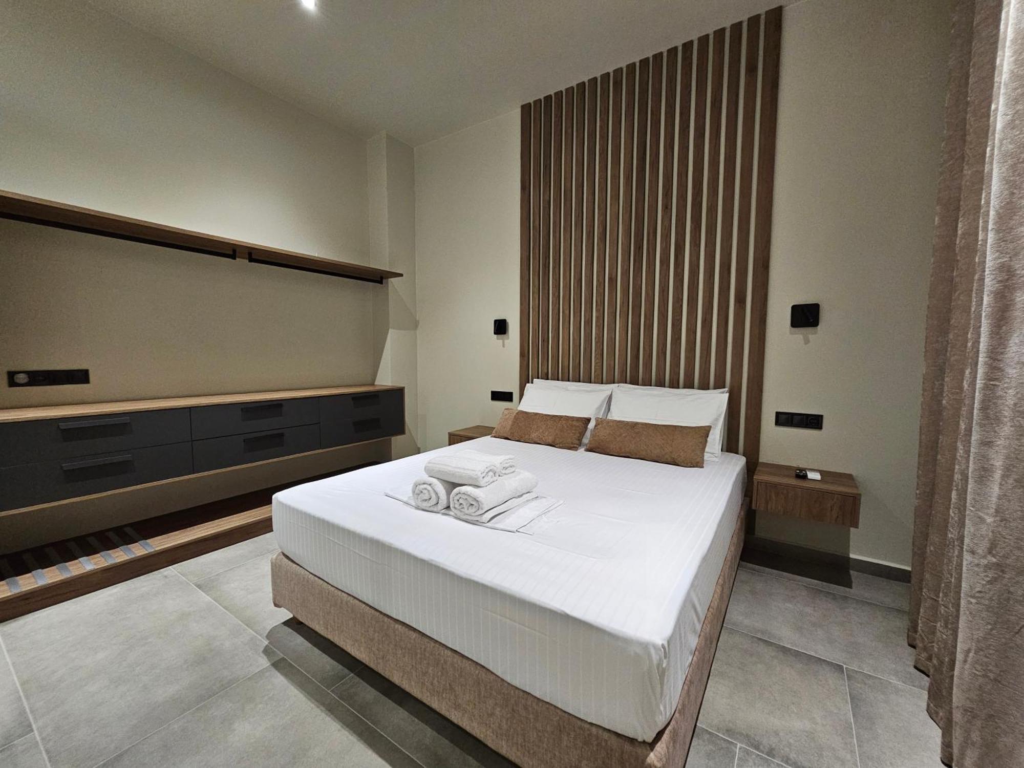 Rea'S Luxury Apartments Stoúpa المظهر الخارجي الصورة