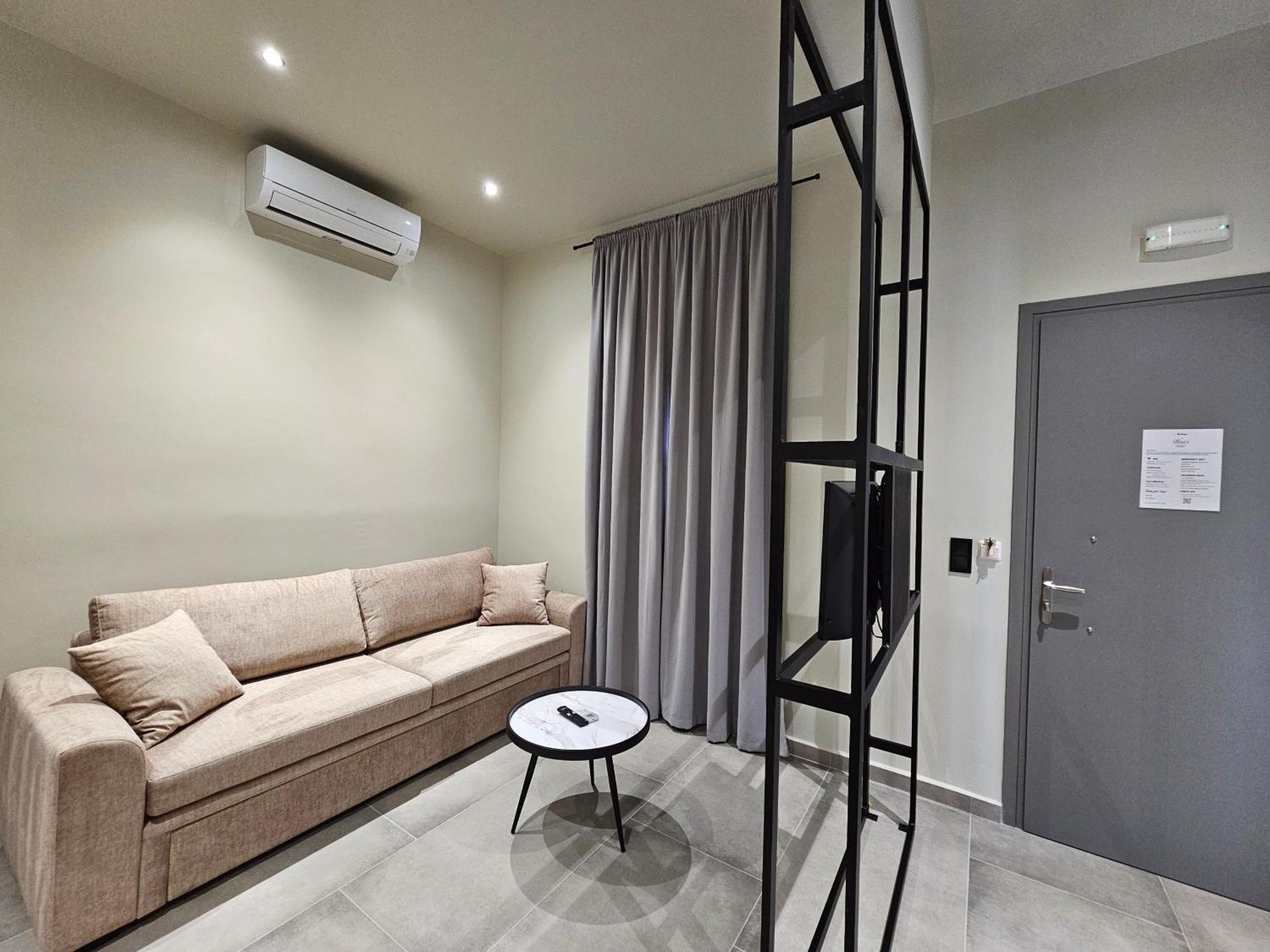 Rea'S Luxury Apartments Stoúpa المظهر الخارجي الصورة