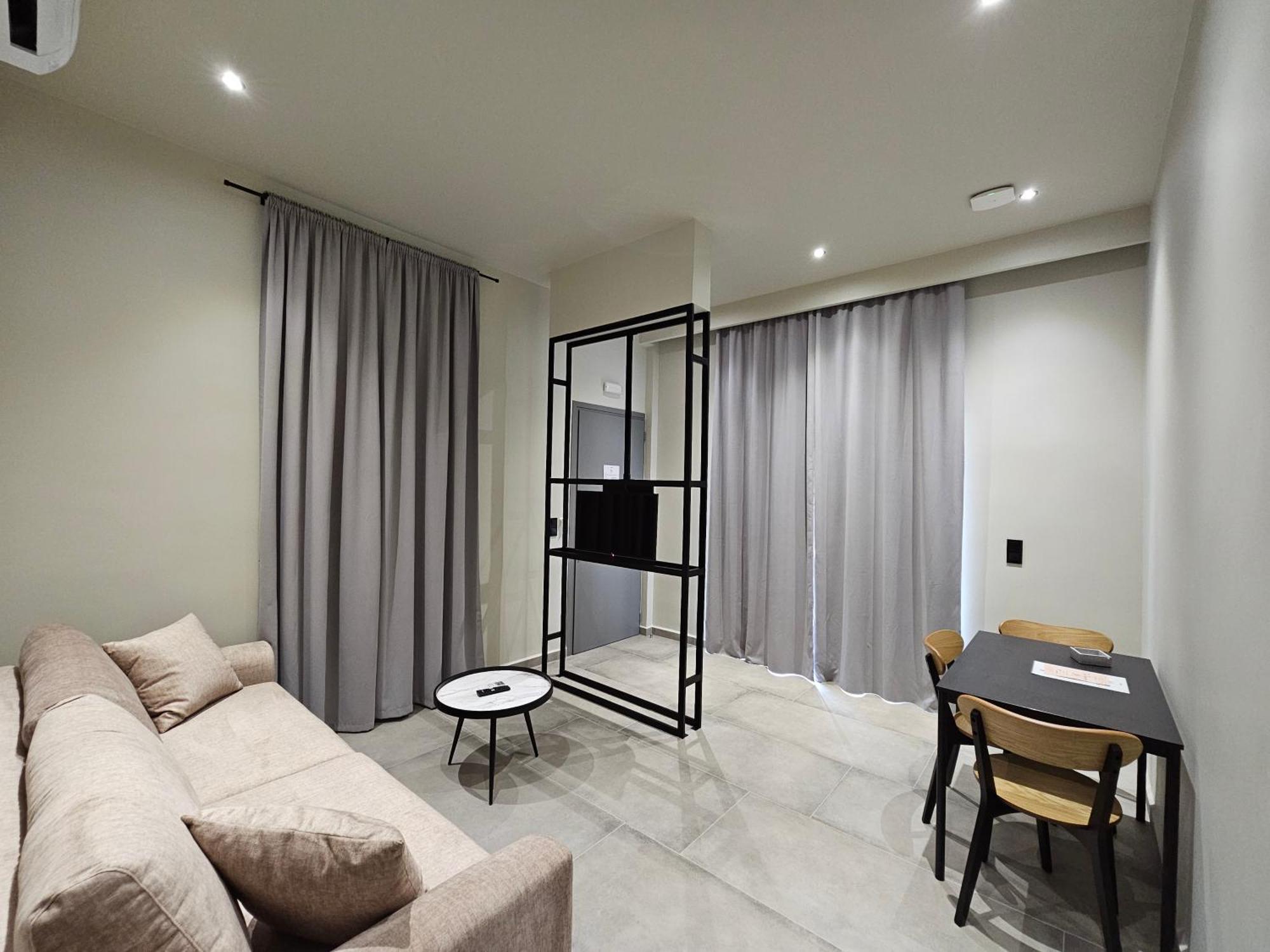 Rea'S Luxury Apartments Stoúpa المظهر الخارجي الصورة